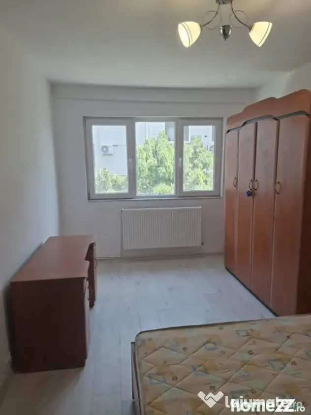 Apartament 2 camere, 48 mp, semidecomandat, mobilat și util - Craiova (Dolj)