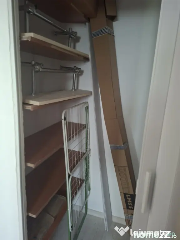 Apartament 2 camere, 48 mp, semidecomandat, mobilat și util - Craiova (Dolj)