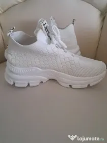 Incaltaminte sport casual impecabili nr. 37
