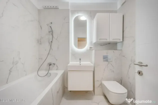Apartament 2 camere cu vedere la lac in GranVia LakeView