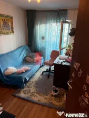 Apartament cu trei camere de vanzare-Crangasi-loc de parcare