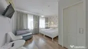 Casă generoasă cu 11 camere + spațiu comercial inclus ... 