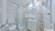 Casă generoasă cu 11 camere + spațiu comercial inclus ... 