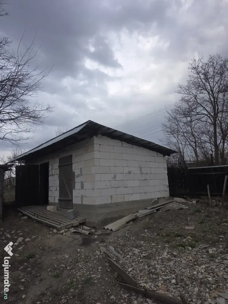 Vand casa in Miorcani jud. Botosani