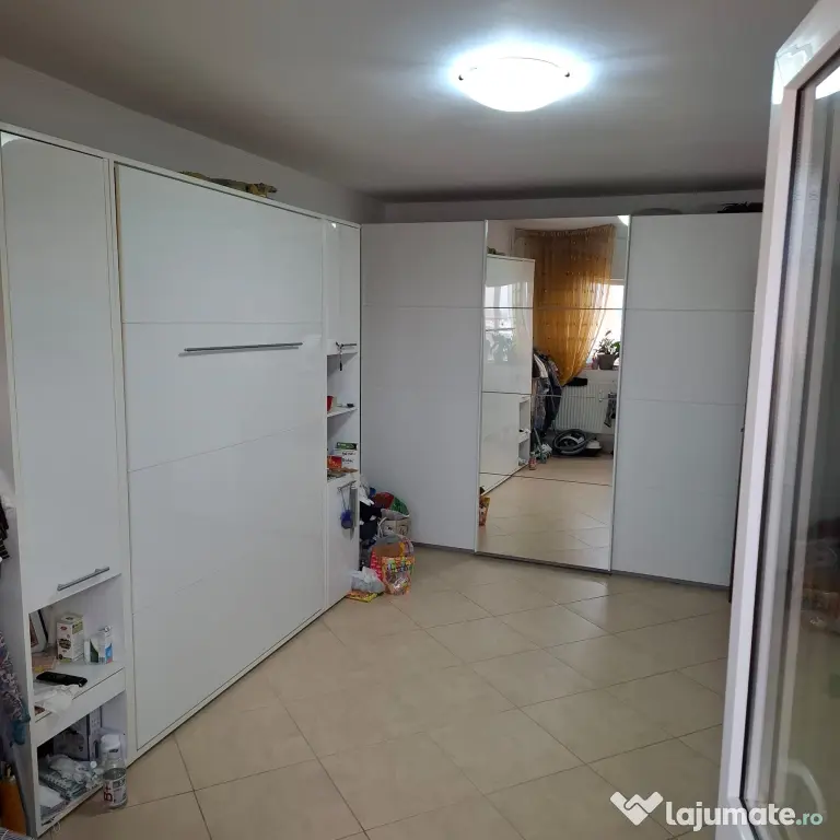 Proprietar, vand garsoniera 36 mp, zona Titan-Ozana