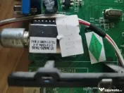 Dezmembrez tv tcl l32e3003