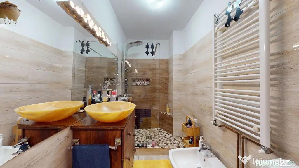 Apartament cu farmec interbelic | 3 camere | Domenii