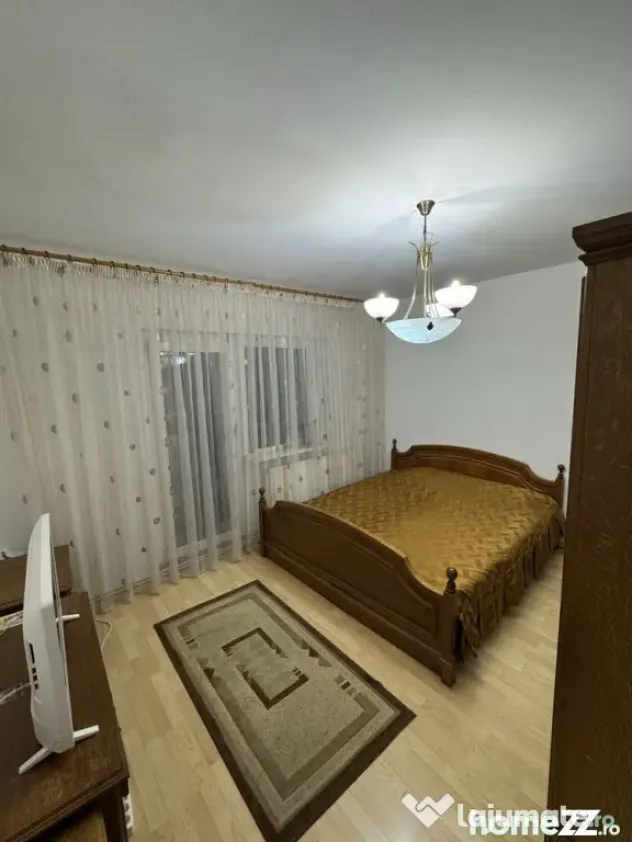 Apartament 3 camere intrare Racadau,2 balcoane,etajul 1,1870