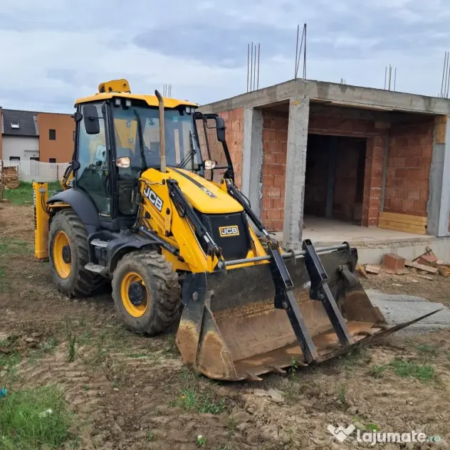 Buldoexcavator JCB 3CX