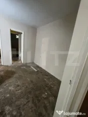 Apartament cu 2 camere la parter- nerenovat
