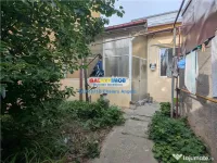 Andronache,casa caramida 3 cam.garaj, teren 151 mp
