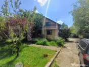 Casă cu 5 camere, 252 mp, 17 ari teren, Ipotesti