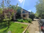 Casă cu 5 camere, 252 mp, 17 ari teren, Ipotesti