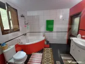 Casă cu 5 camere, 252 mp, 17 ari teren, Ipotesti