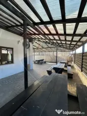 Restaurant + camere de cazare 