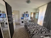 Apartament 2 camere , etaj 1, zona Gheorghe Barboi
