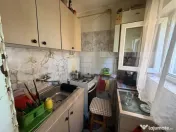 Apartament 2 camere , etaj 1, zona Gheorghe Barboi 