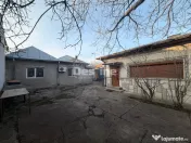 Casa +Teren intravilan 900 mp ( 2 corpuri de casă )Calea Gi
