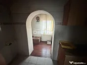 Casa +Teren intravilan 900 mp ( 2 corpuri de casă )Calea Gi