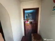 Casa +Teren intravilan 900 mp ( 2 corpuri de casă )Calea Gi