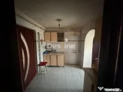Casa +Teren intravilan 900 mp ( 2 corpuri de casă )Calea Gi 