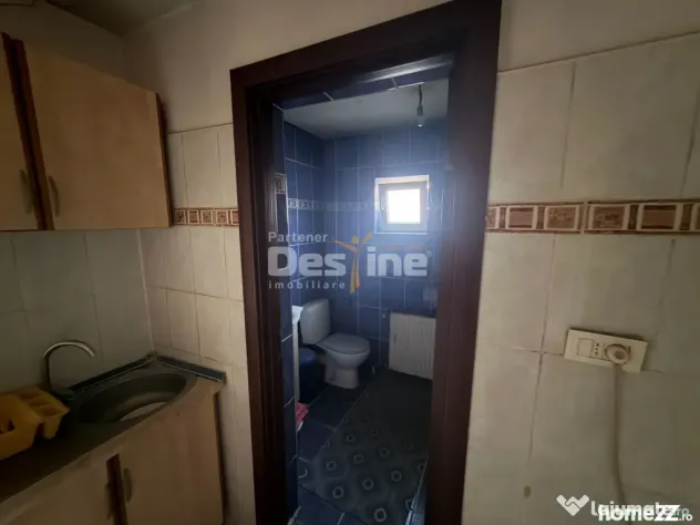 Casa +Teren intravilan 900 mp ( 2 corpuri de casă )Calea Gi