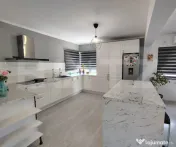 Casă individuală finisată 5 camere, 166 mp utili, cu pano 
