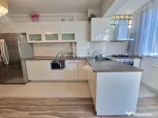 Apartament cu parcare pe strada Edgar Quinet 