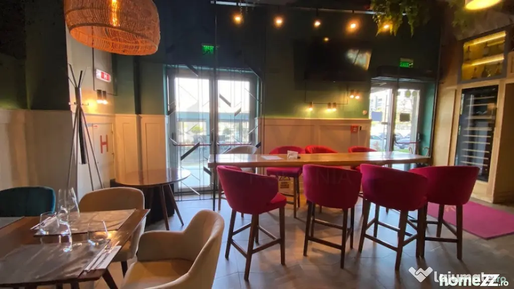 Investie spatiu comercial - restaurant amenajat