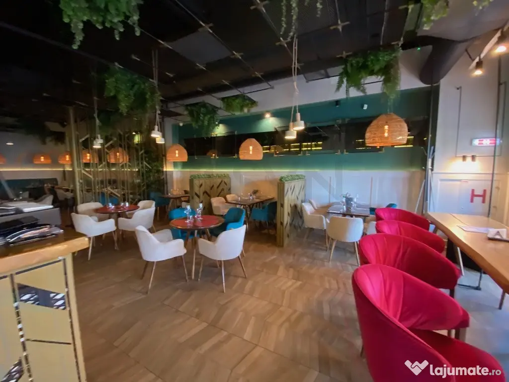 Investie spatiu comercial - restaurant amenajat
