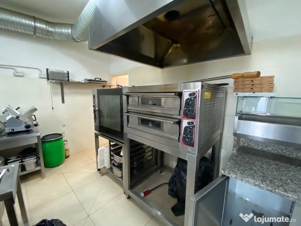 Investie spatiu comercial - restaurant amenajat