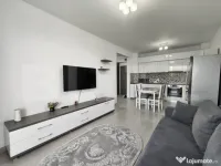 Apartament 3 camere Prima Universitatii, etaj 2, parcare, ce 