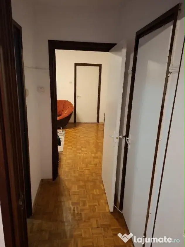 Apartament de 3 camere zona ASTRA,str Neptun