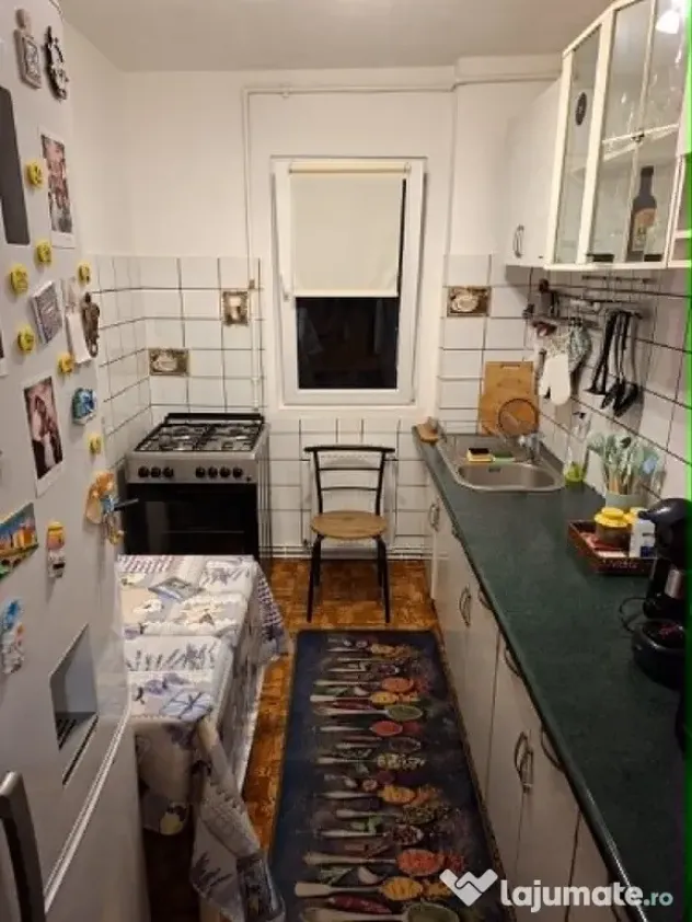 Apartament de 3 camere zona ASTRA,str Neptun