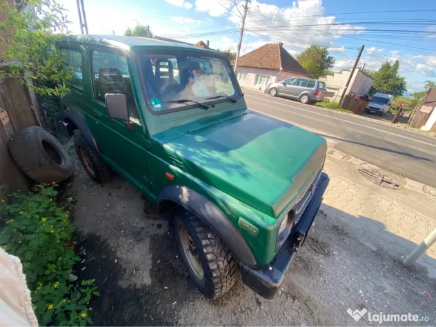 Suzuki Samurai