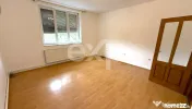 Casă ideală pentru birouri – Velența 