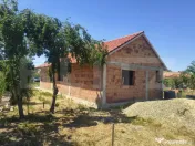 Casă de vânzare în comuna Tormac
