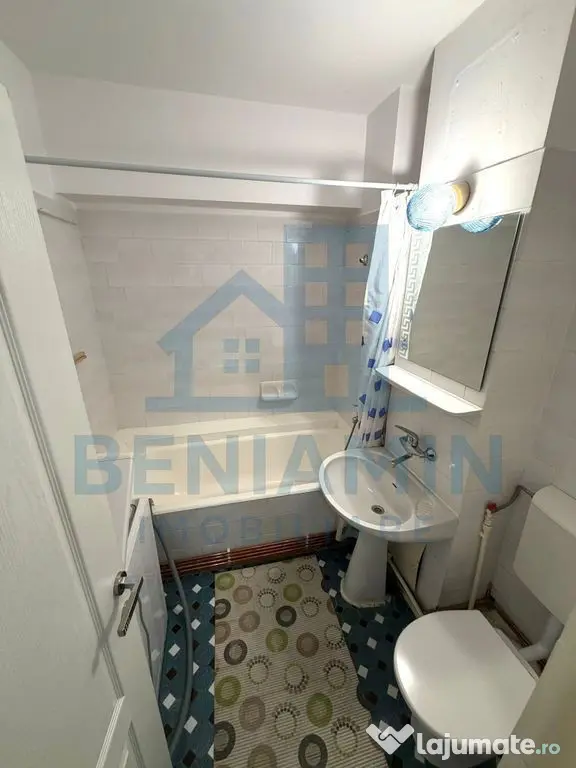 Apartament cu 2 camere decomandat Calea Bucuresti - Patria