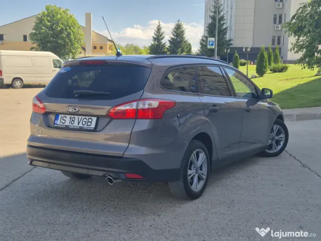 Ford Focus 2014 2.0 TDCi 140 CP euro 5 automata / RATE fara avans