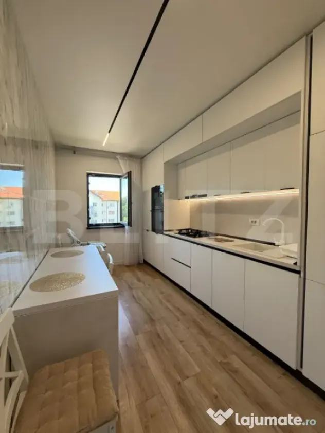 Apartament 2 camere decomandat, 71 mp, zona Garii