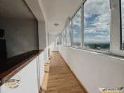 Apartament luminos cu 2 camere si balcon spatios, lift nou, 