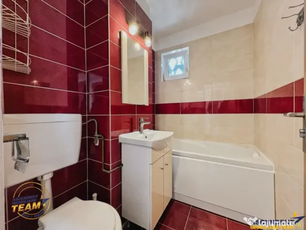 Apartament luminos cu 2 camere si balcon spatios, lift nou,