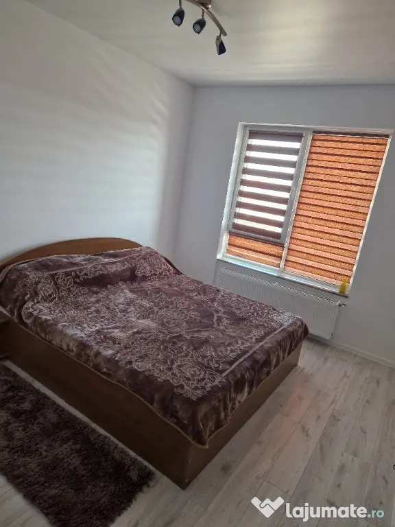 Apartament cu 2 camere de inchiriat ; mobilat si utilat complet!!