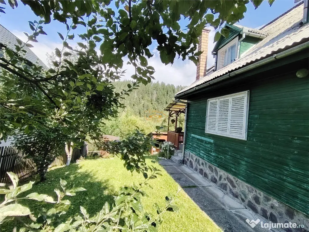 Casa de vacanta (Gheorgheni, str. Szarvas, zona km4)