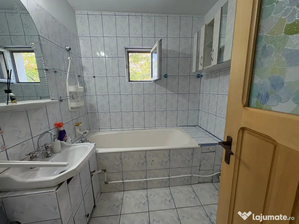 88900euro!!! Nicolina!!!Apartament cu 2 camere decomandat, 2
