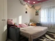 Apartament spatios cu 4 camere si 2 balcoane zona Noua