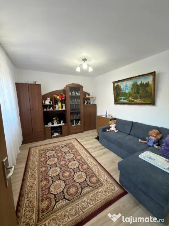 Casă de vânzare în Medeea | 3 camere | Curte generoasă |