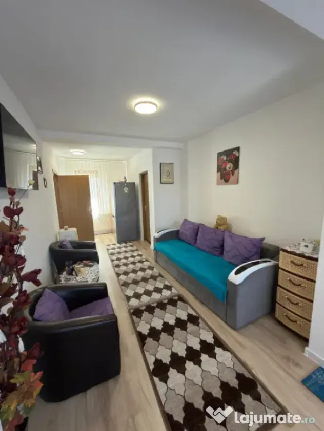 Casă de vânzare în Medeea | 3 camere | Curte generoasă |
