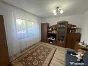 Casă de vânzare în Medeea | 3 camere | Curte generoasă | 