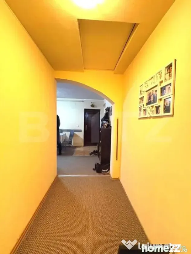 Apartament 2 camere, 50 mp si spatiu la mansarda, zona Dumbr - Zalau (Salaj)
